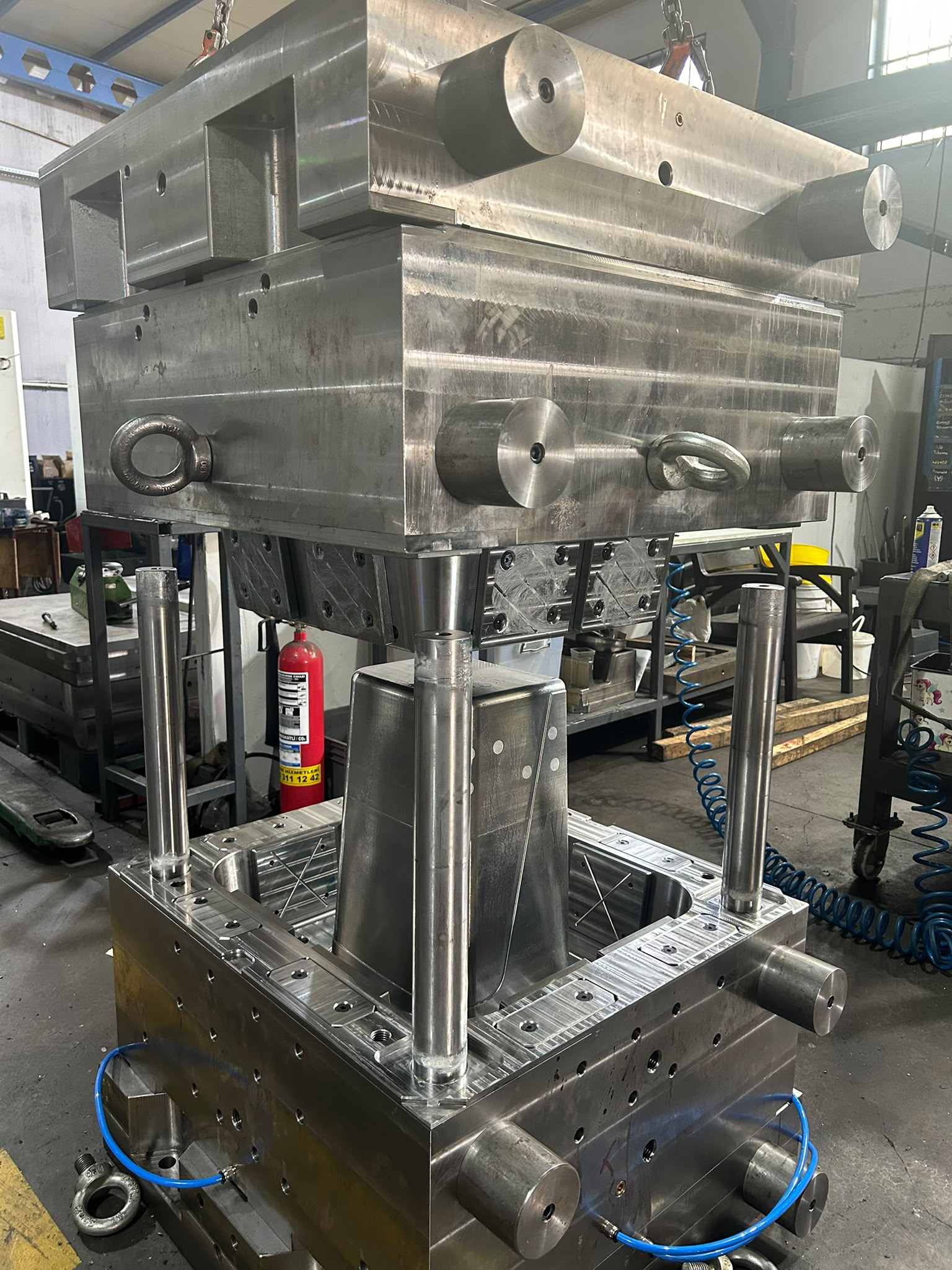 Yüksek hızlı CNC kalıp işleme